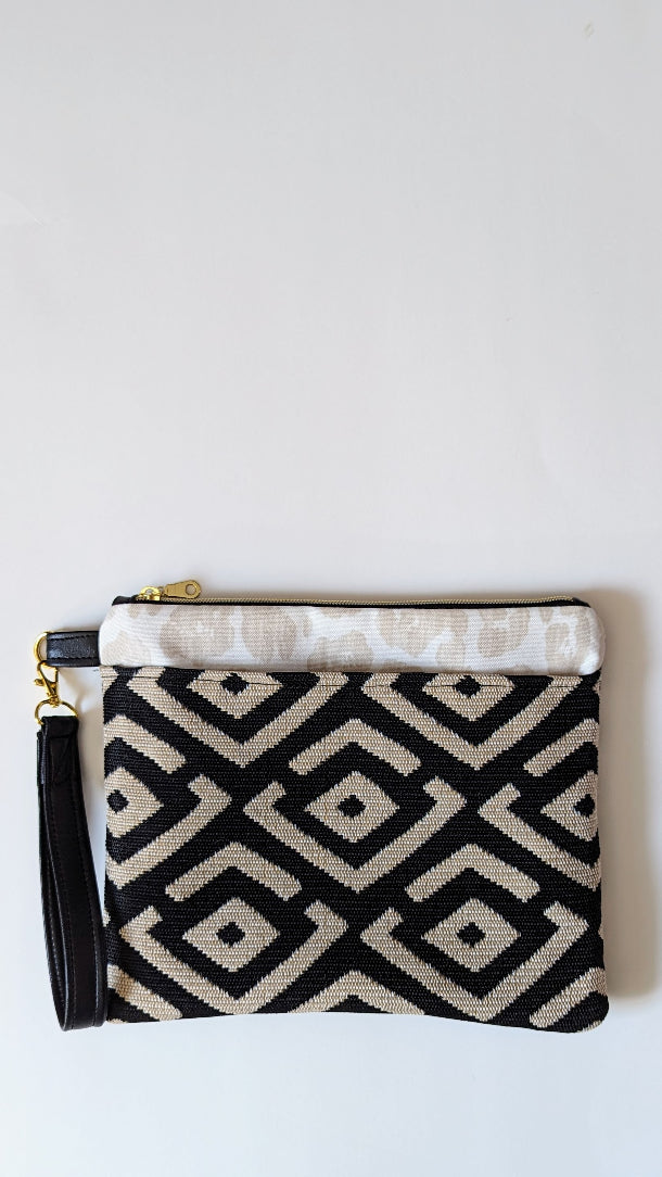 Clara Wristlet