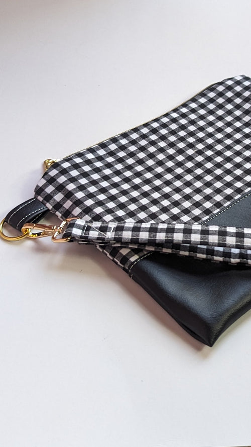Cait Zippered Clutch- Black & White Checked