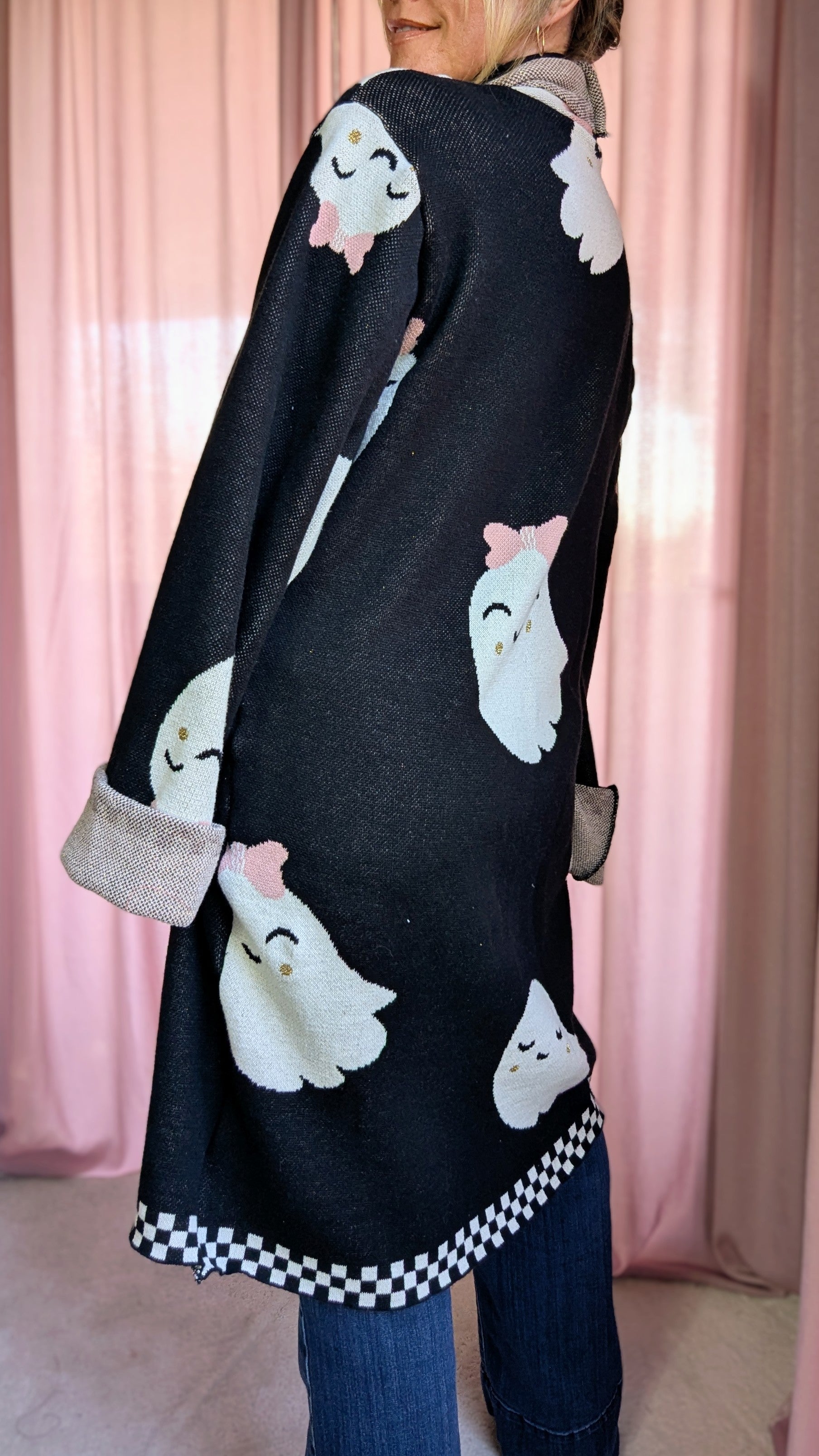 Cute Ghost Blanket Cardigan