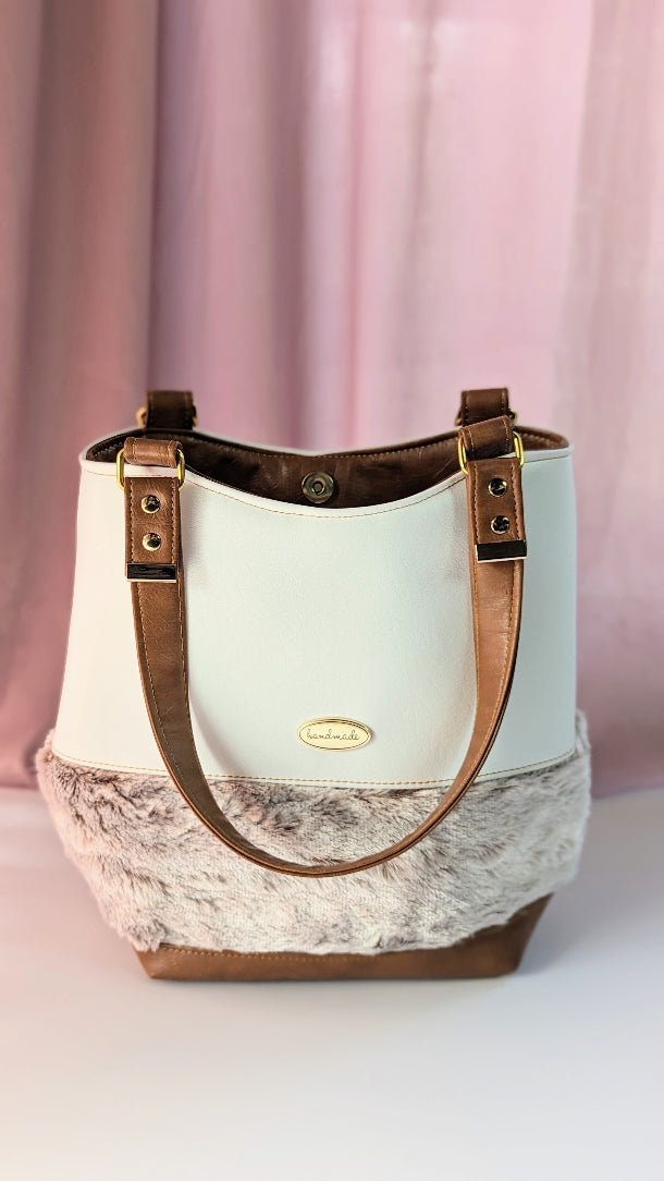 Camden Bucket Bag (Gaudalupe by Shamballa) White
