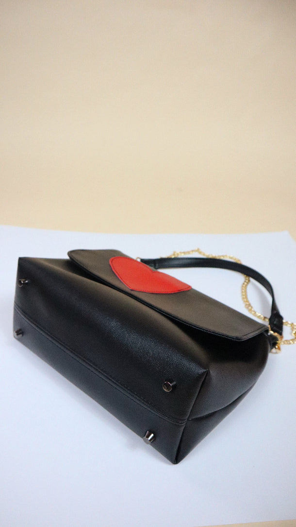 Charlotte Bag- Large Black w/red Hearts